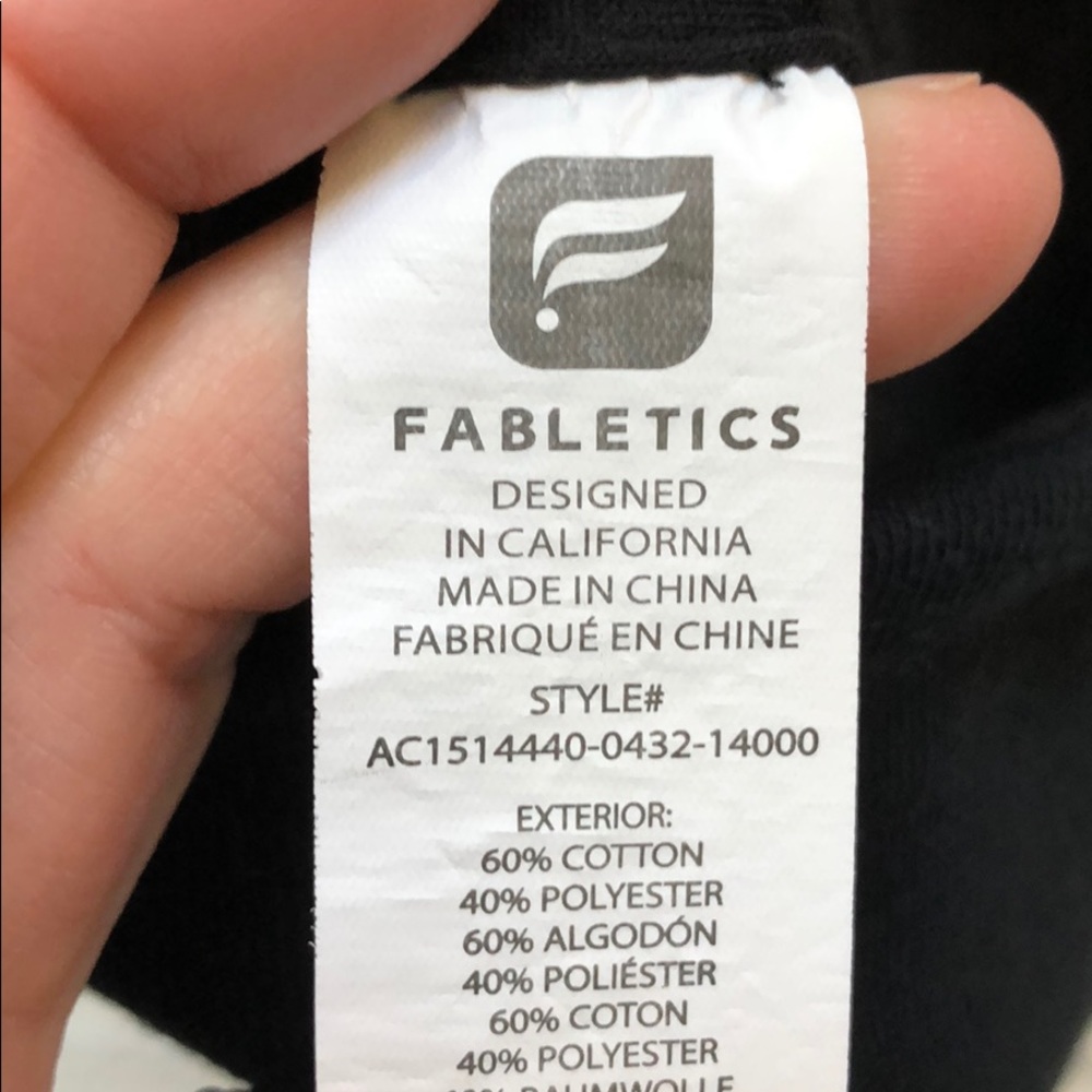 Fabletics beanie - Picture 5 of 6